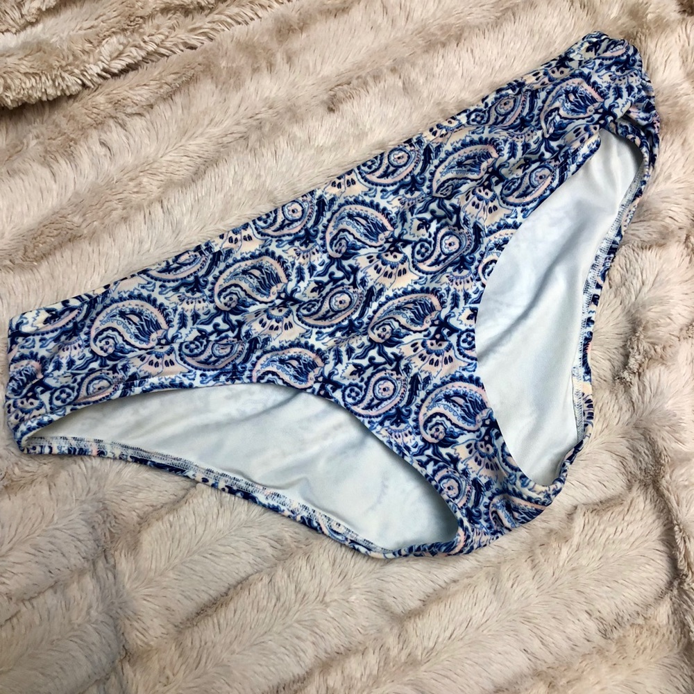 Victoria’s Secret Swim Bottom: Blue Paisley